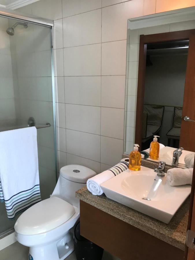 Suites Emporium Guayaquil Bagian luar foto